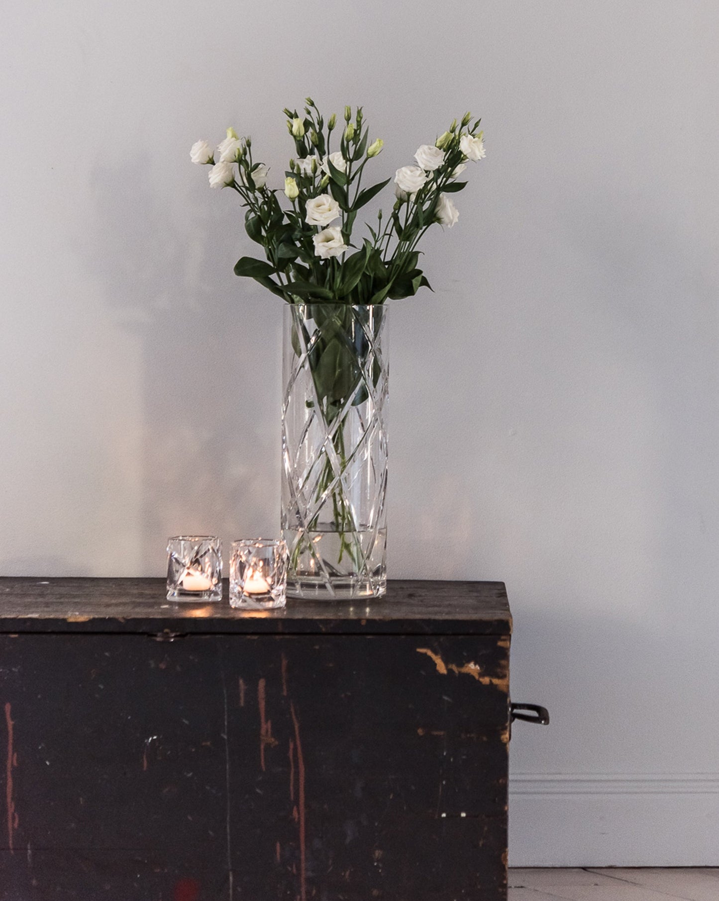 HURRICANE CRYSTAL LILY, Clear Vase